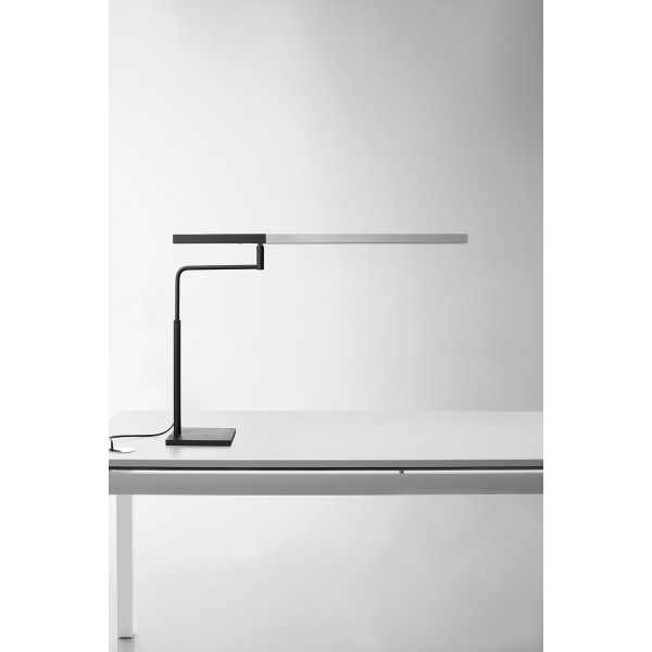 Černá stolní lampa MINISTICK 2.0